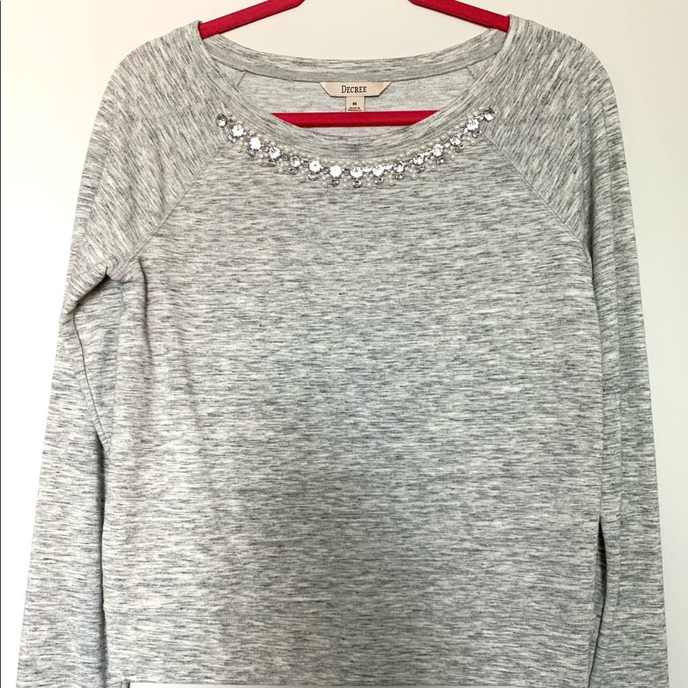 Gray rhinestone/pearl collar sweater - Picture 2 of 6